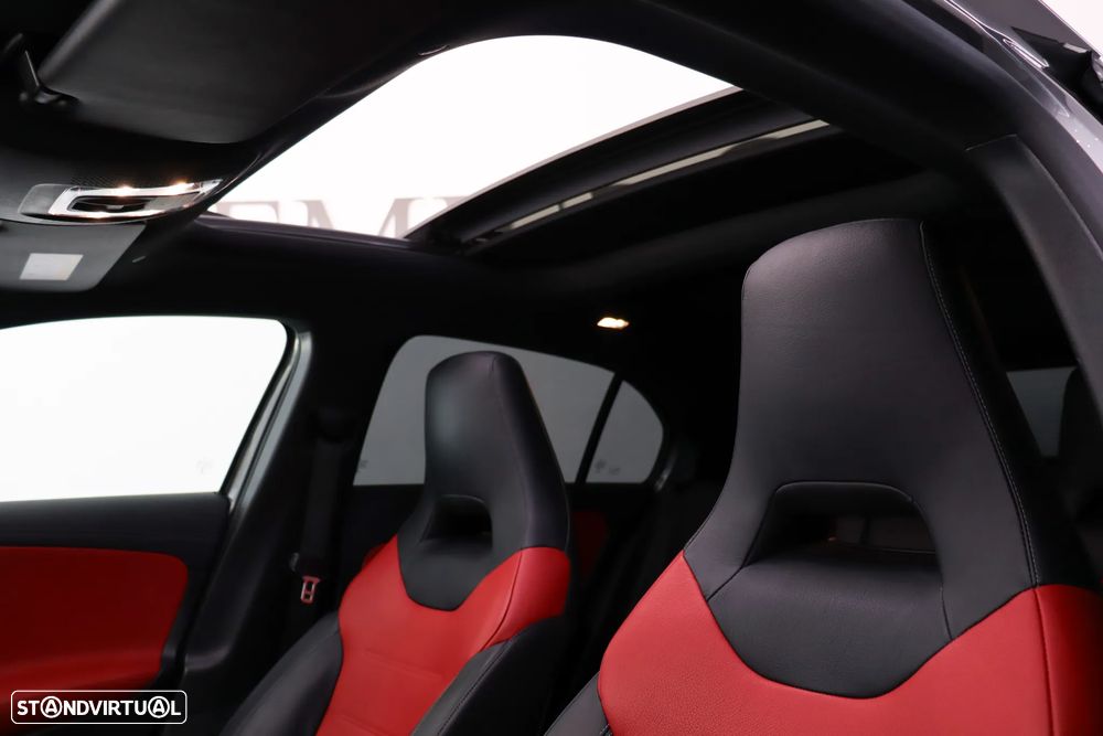 Mercedes-Benz A 45 AMG 4Matic+ Speedshift DCT 8G - 29