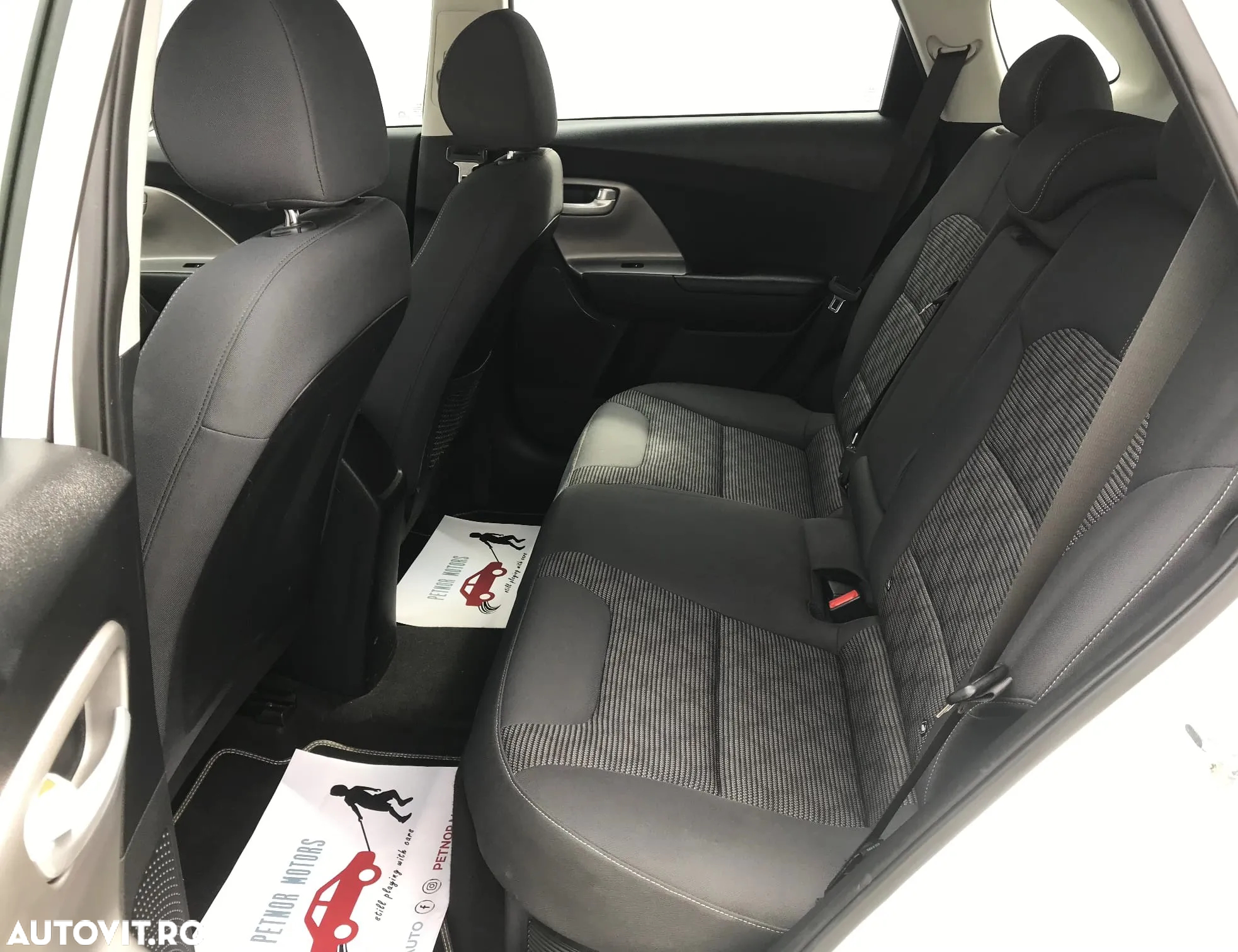Kia Niro 1.6 GDI 6DCT HEV Classic - 14