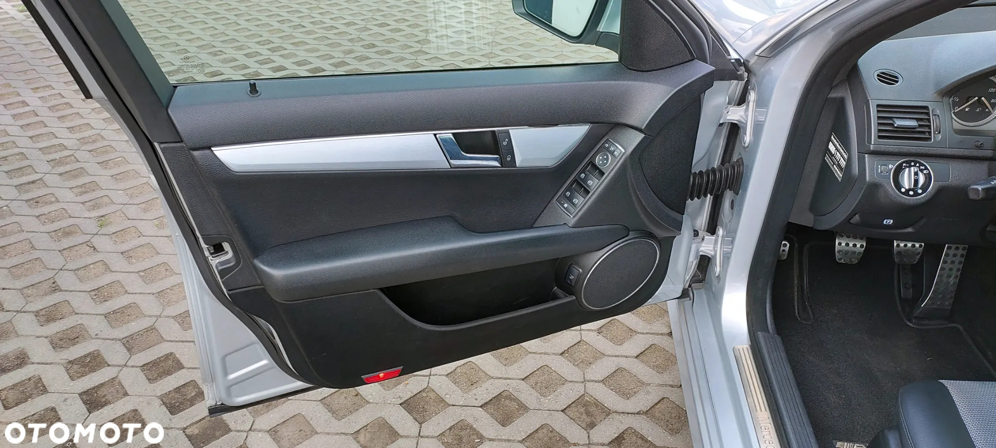 Mercedes-Benz Klasa C - 19