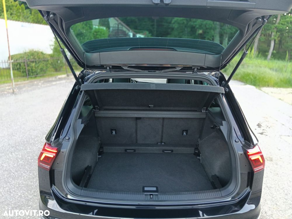Volkswagen Tiguan 2.0 TDI SCR 4MOTION DSG R-Line - 22
