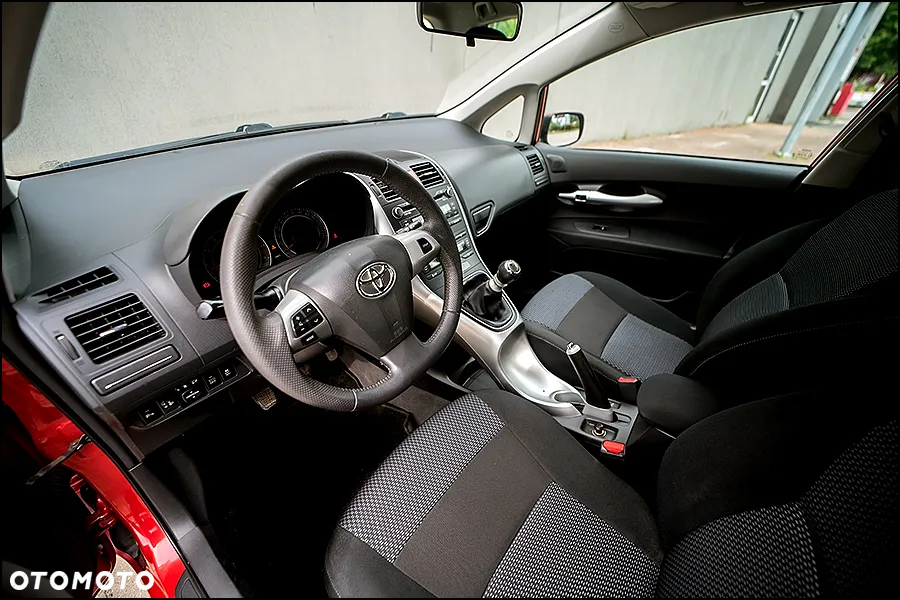 Toyota Auris - 7