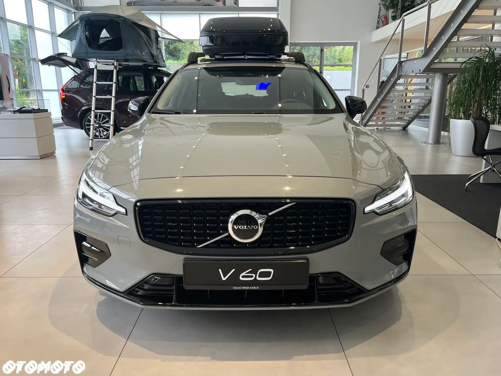 Volvo V60 B4 B Plus Dark - 3