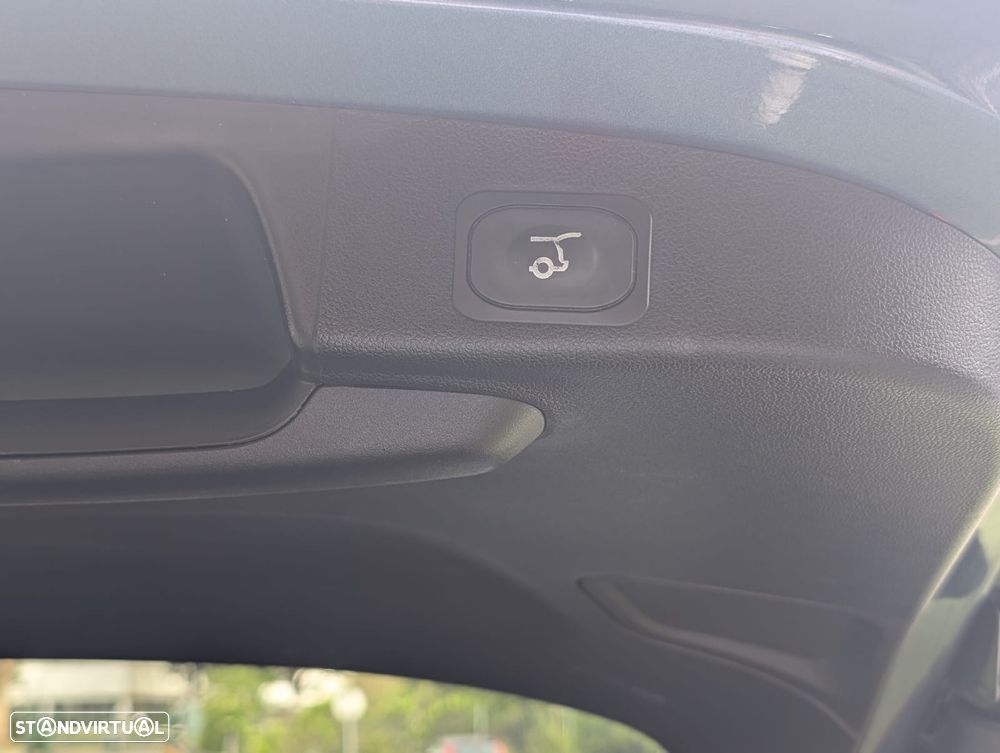 Ford Focus 1.0 EcoBoost Hybrid TITANIUM STYLE - 12