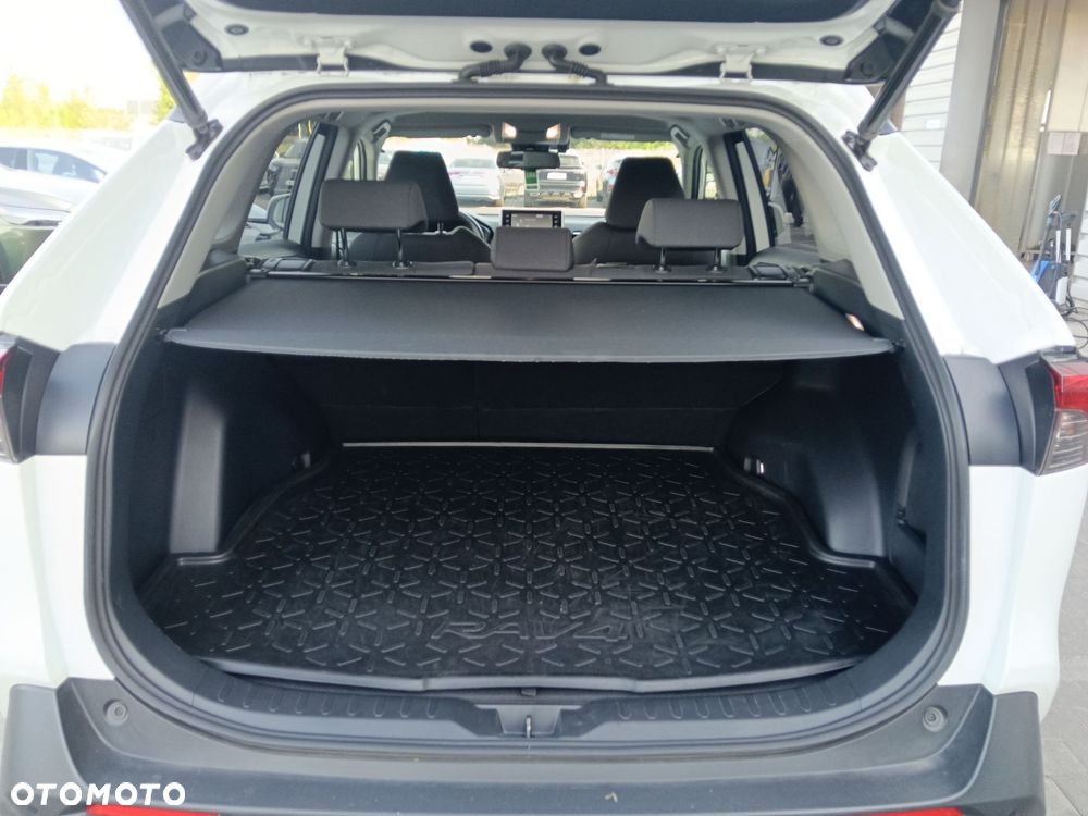 Toyota RAV4 - 13