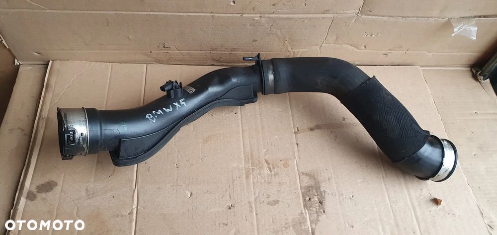 Przewód rura wąż intercoolera BMW X5 E70 Lift 3.0D 4737106 7809834 - 1