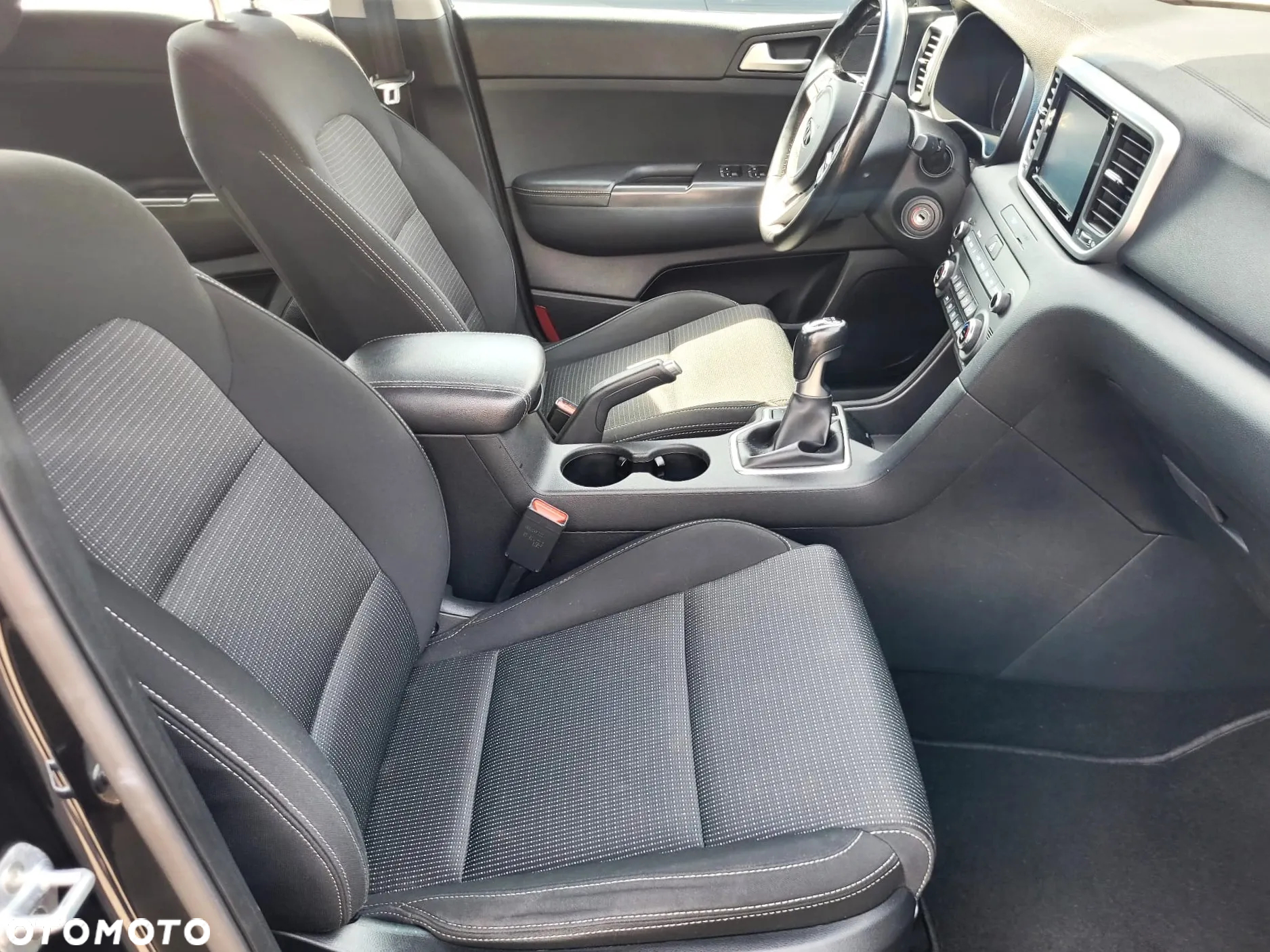 Kia Sportage 1.6 GDI Black Edition 2WD - 13