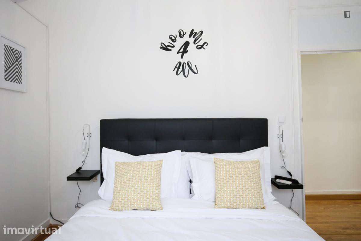 Quarto - localizado em São Bento Lisbon - Grande imagem: 5/33