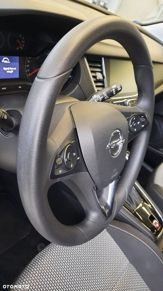 Opel Grandland X 1.2 Start/Stop Automatik Business Edition - 37