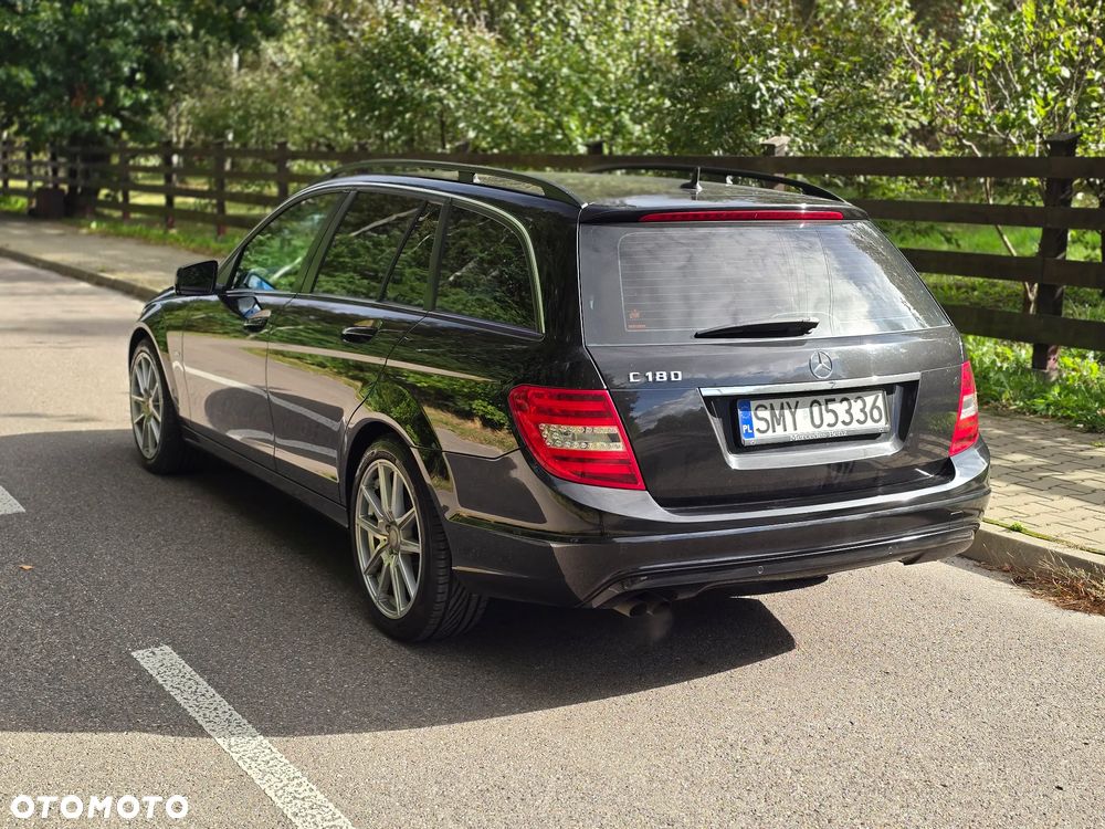 Mercedes-Benz Klasa C 180 CGI BlueEff Avantgarde - 16