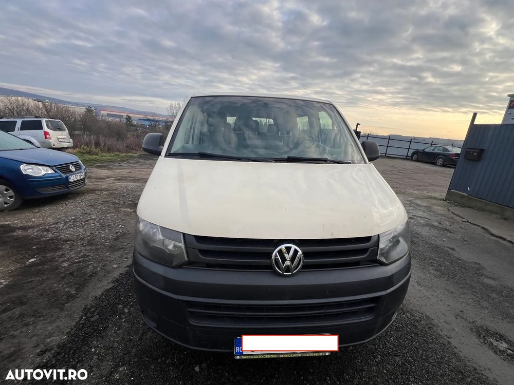 Volkswagen Caravelle - 3