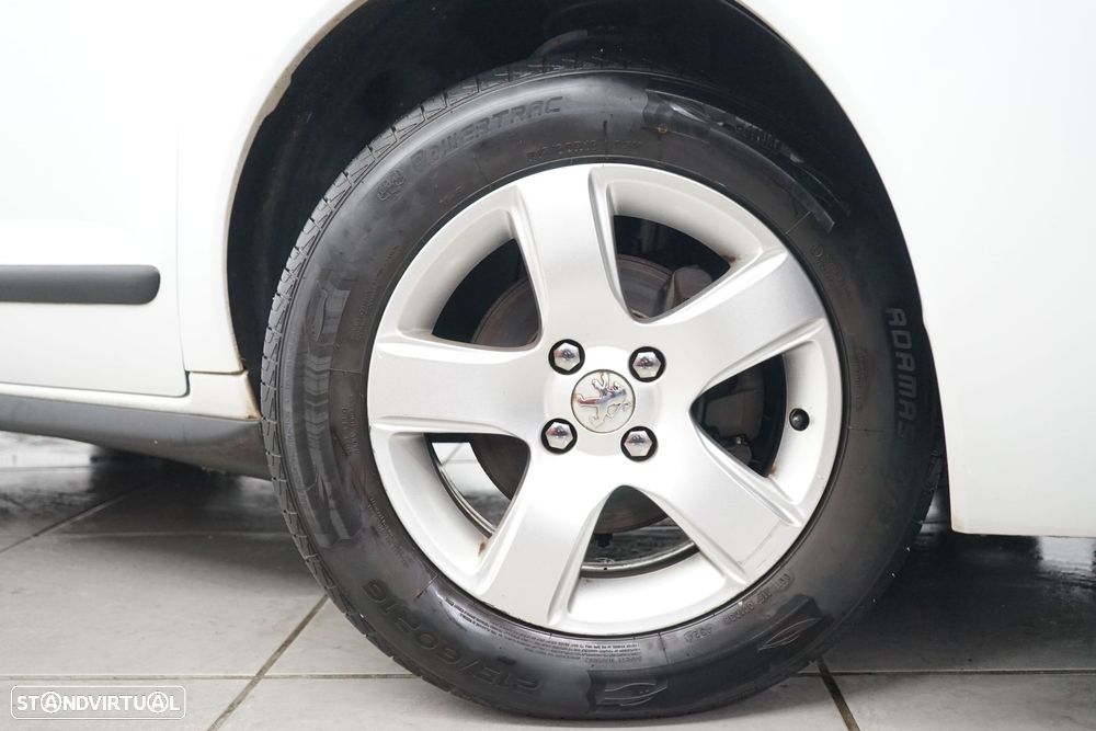 Peugeot 3008 1.6 HDi Allure - 11