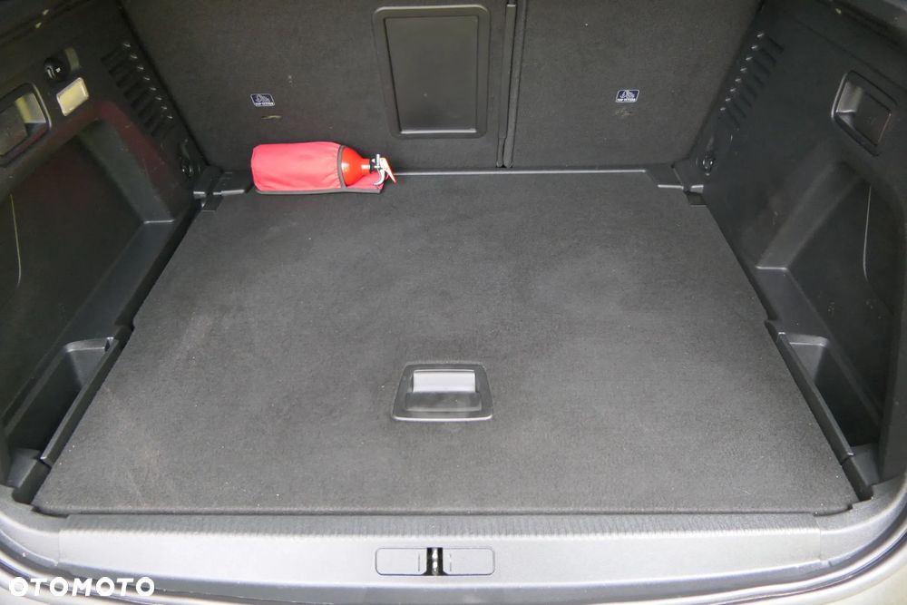 Peugeot 3008 BlueHDi 130 Stop & Start Active Business-Paket - 30