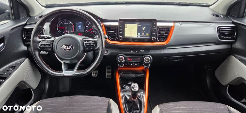 Kia Stonic 1.6 CRDi Platinum Edition - 24