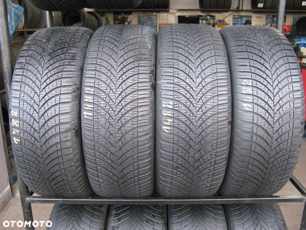 225/55R17 GOODYEAR Vector 4Seasons Gen-3 nr.1482 * - 1