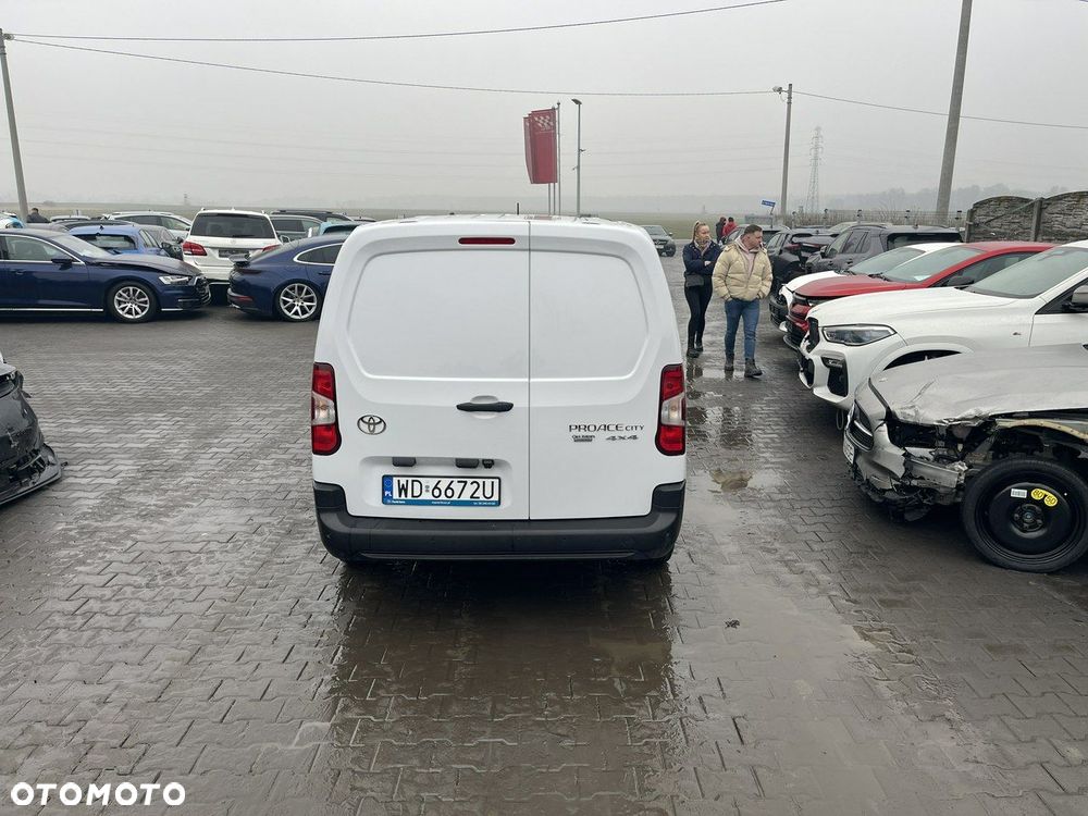 Toyota Proace City - 3