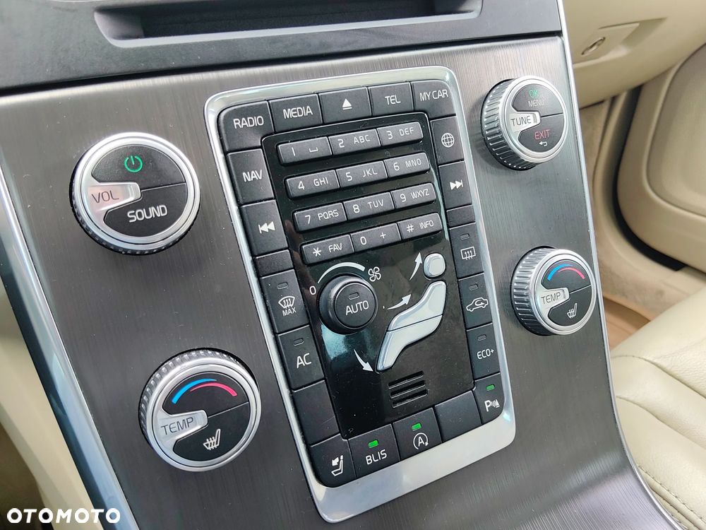 Volvo S60 T5 Geartronic Summum - 17
