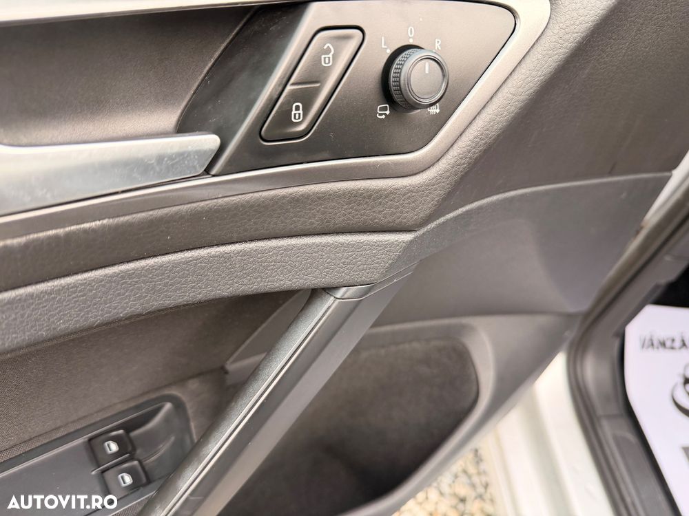 Volkswagen Golf 1.2 TSI BlueMotion Technology Comfortline - 19