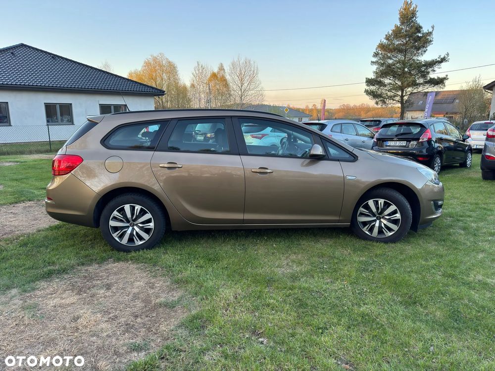 Opel Astra - 14