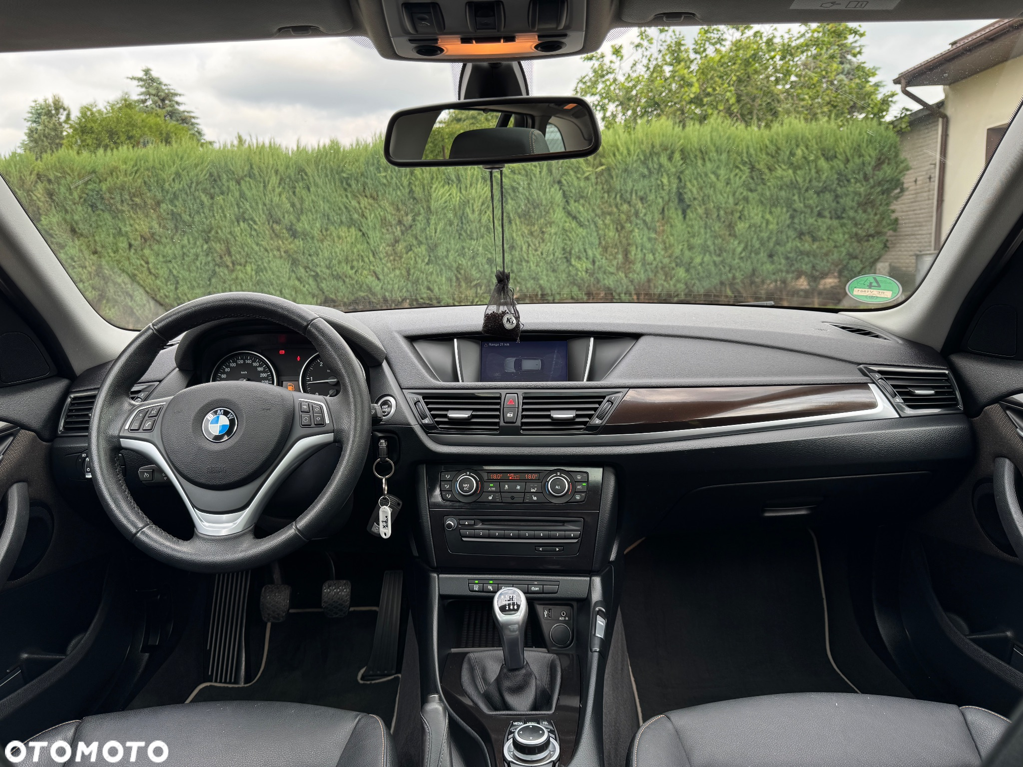 BMW X1 sDrive20d EfficientDynamics - 8