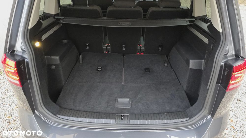 Volkswagen Touran 2.0 TDI BMT IQ Drive DSG - 16