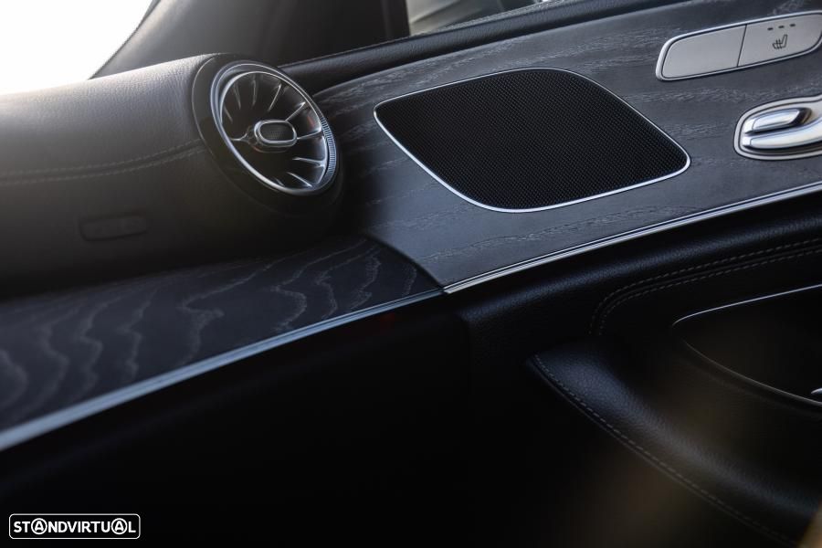 Mercedes-Benz CLS 400 - 40