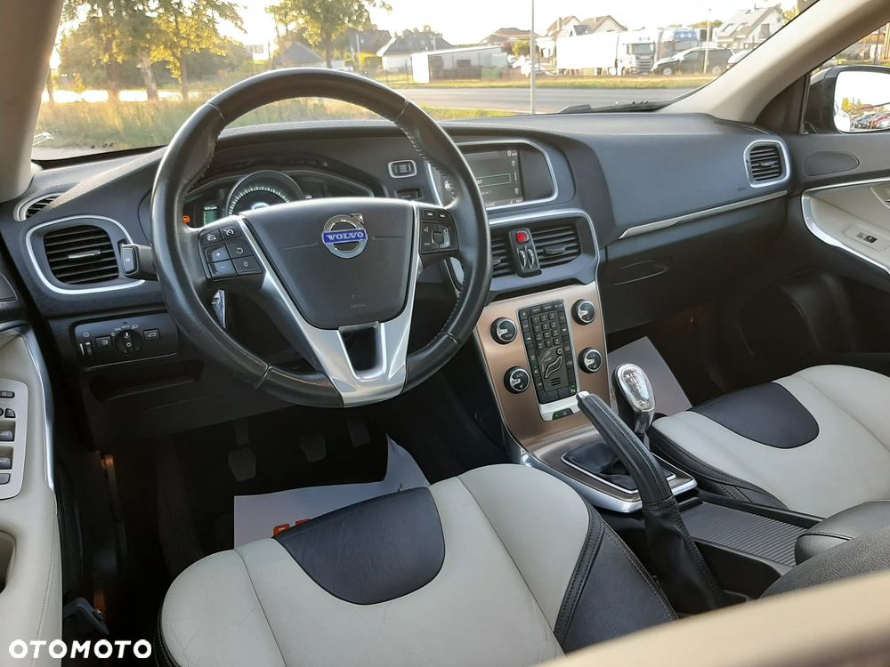 Volvo V40 Cross Country D2 - 26