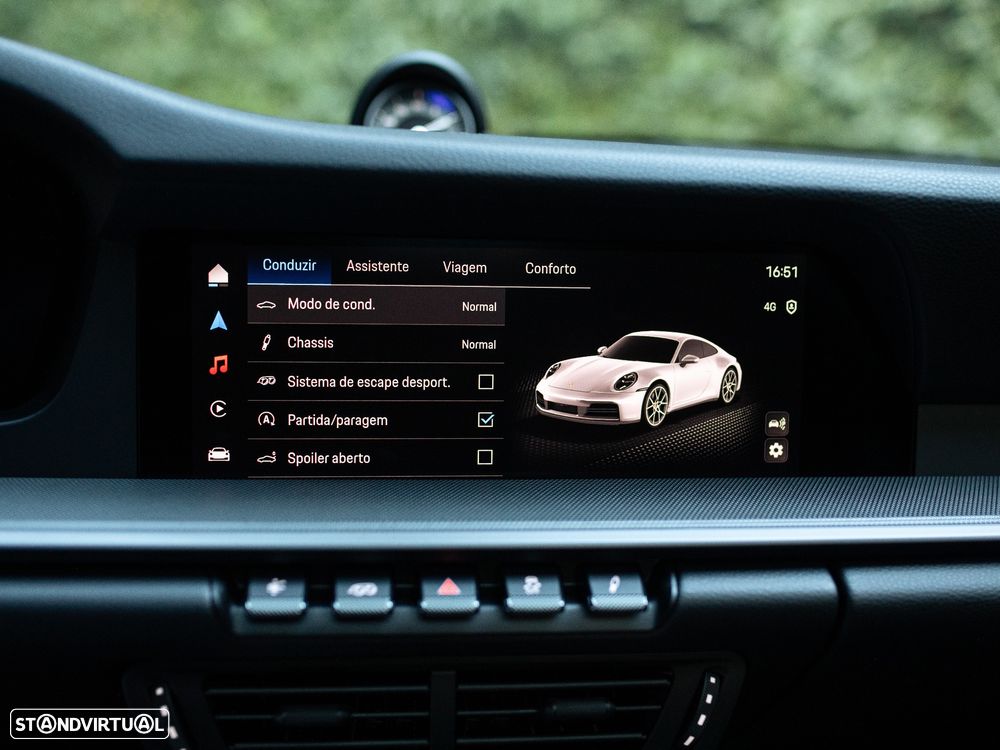 Porsche 911 (992) Carrera - 40