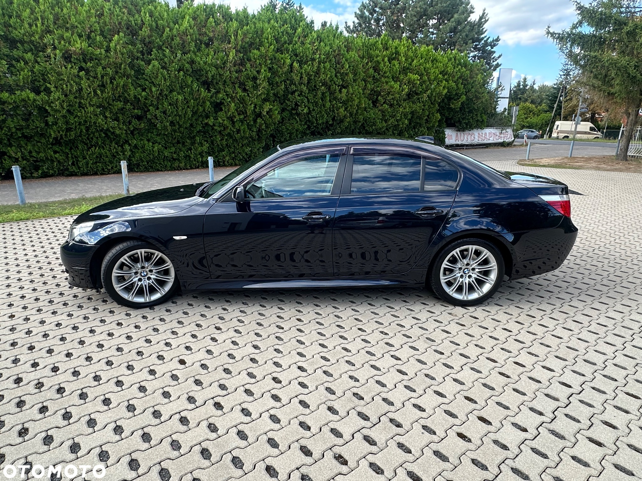 BMW Seria 5 530i - 10
