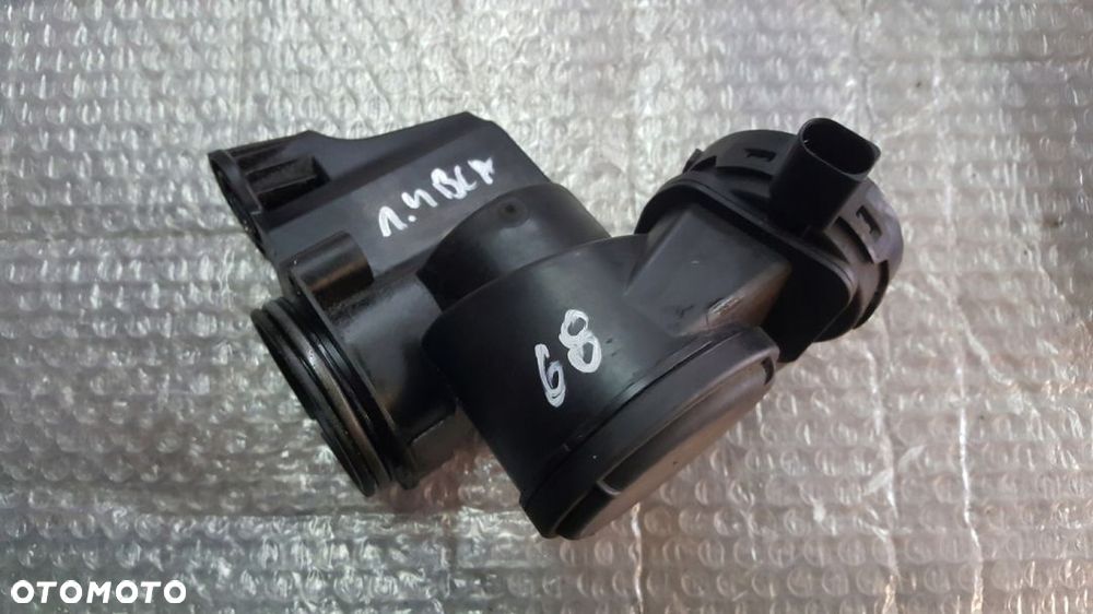 ODMA OLEJU VW GOLF V 1.4 16V BCA 036103484AH - 1