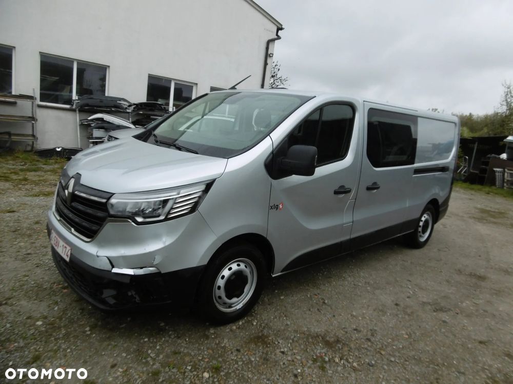 Renault Trafic - 2