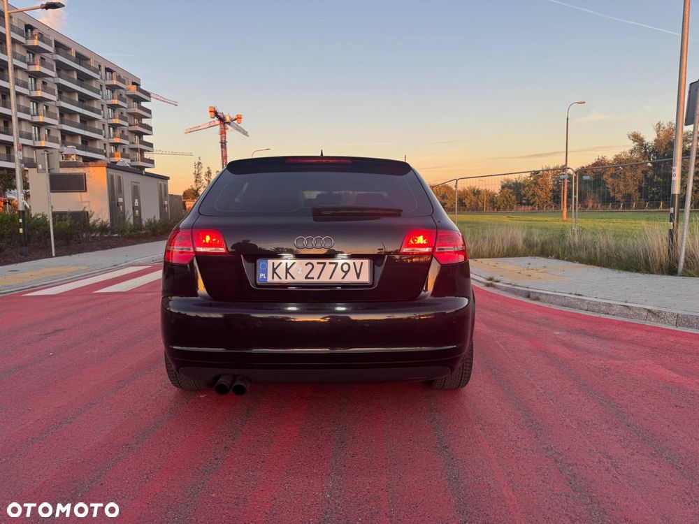 Audi A3 Sportback - 12