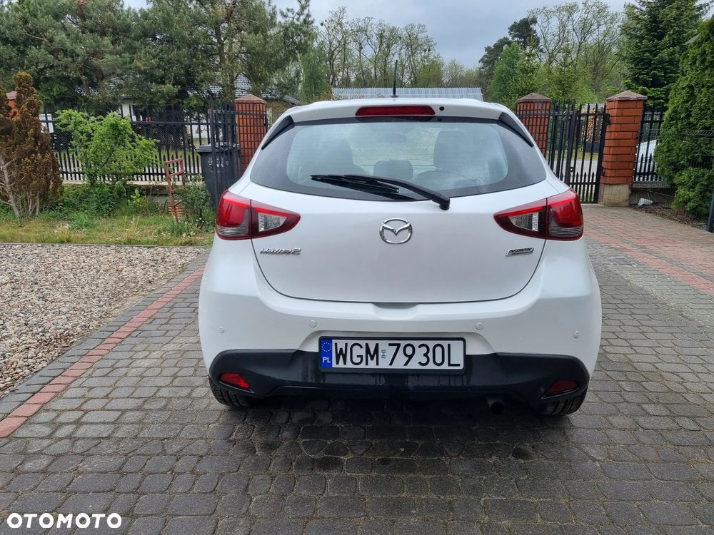 Mazda 2 - 10
