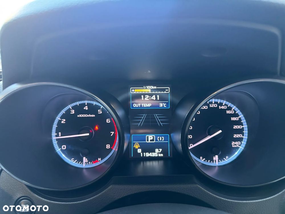 Subaru Outback 2.5i Exclusive - 11