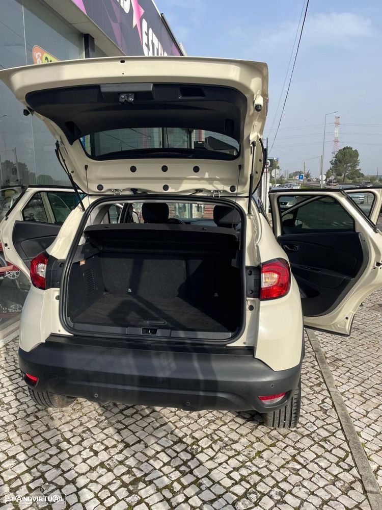 Renault Captur 0.9 TCE Exclusive - 10