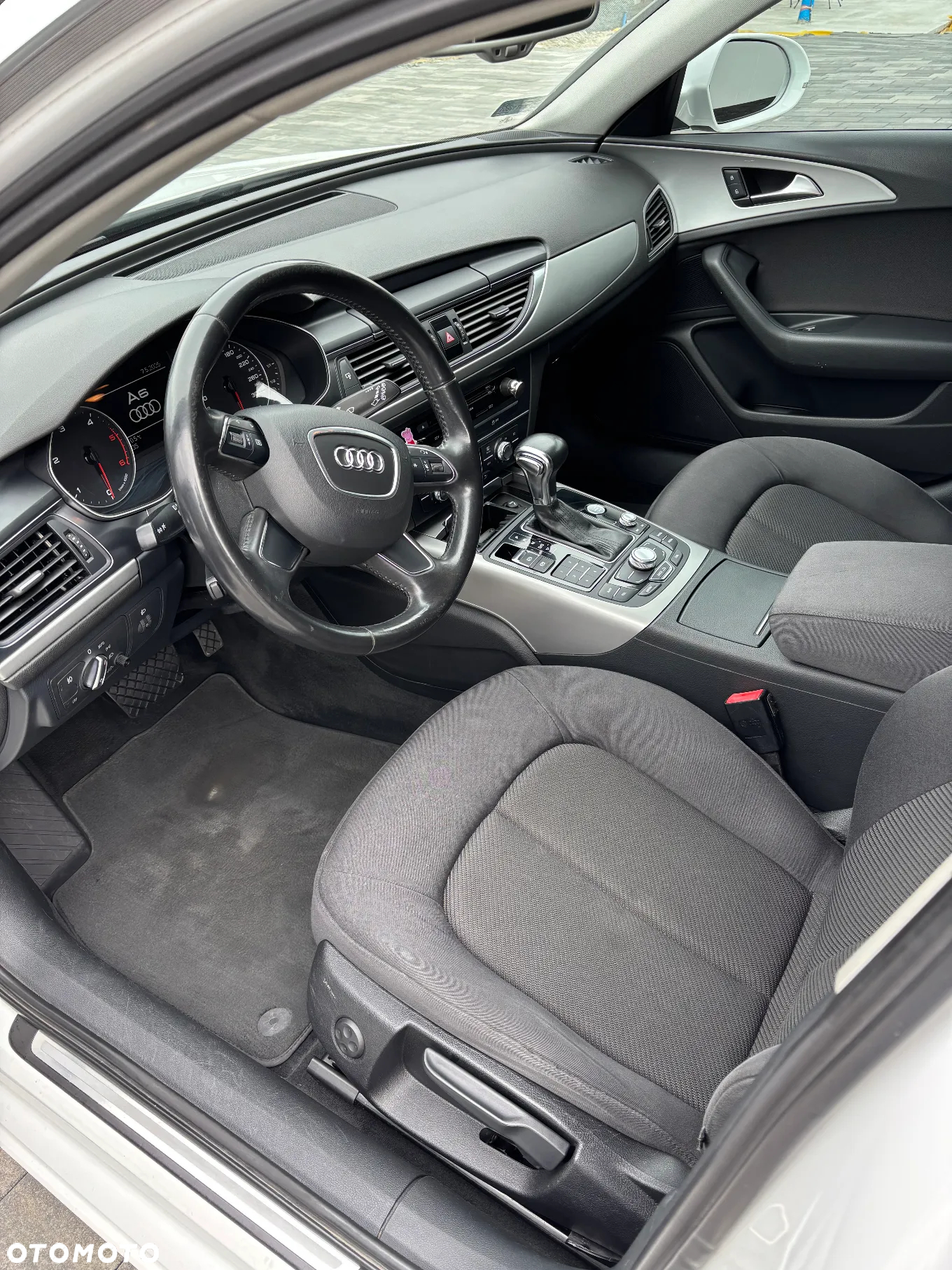 Audi A6 2.0 TDI Multitronic - 9