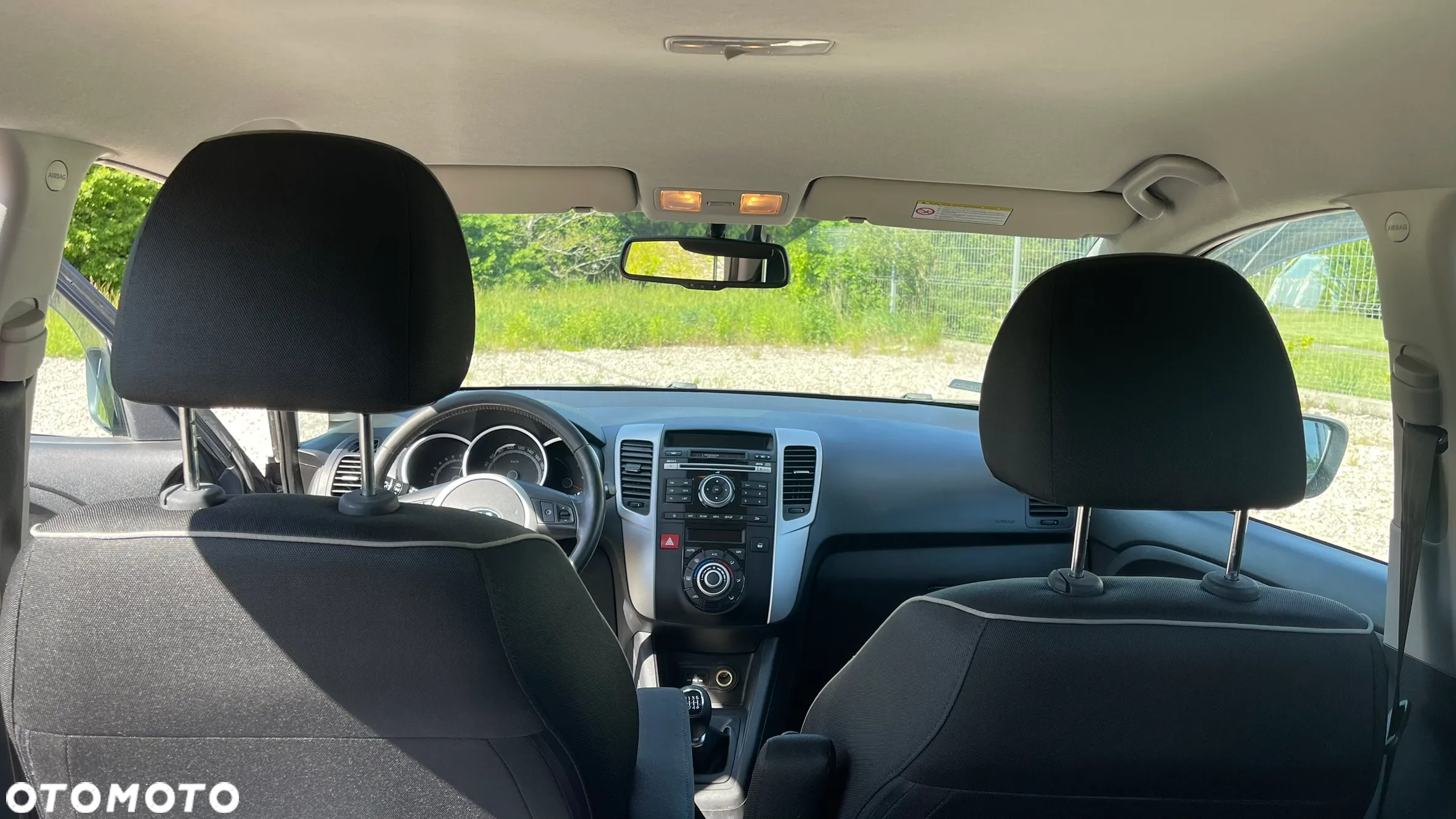 Kia Venga - 37