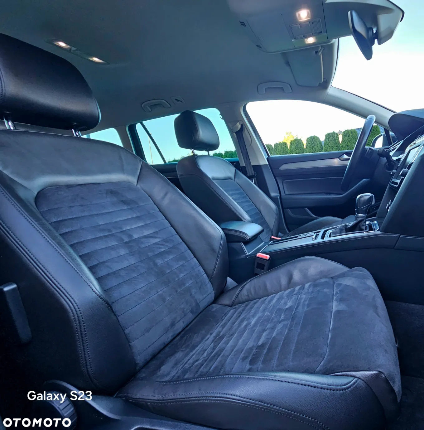 Volkswagen Passat Variant 2.0 TDI SCR DSG Highline - 20