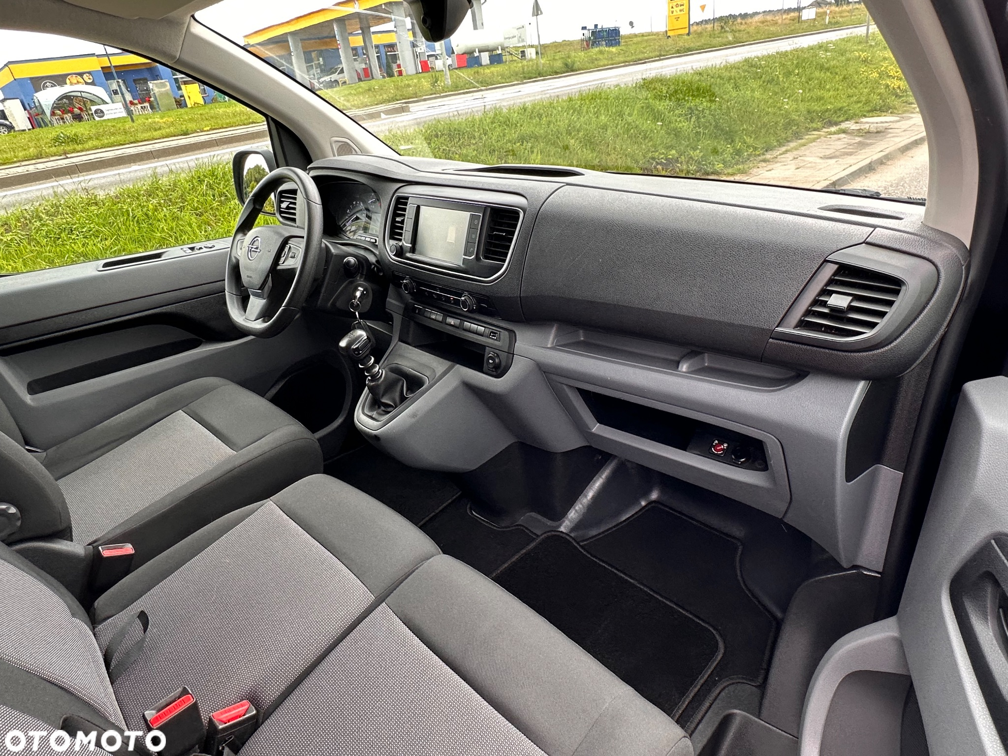 Opel Vivaro 2.0 BlueHDi 145 Lang - 14