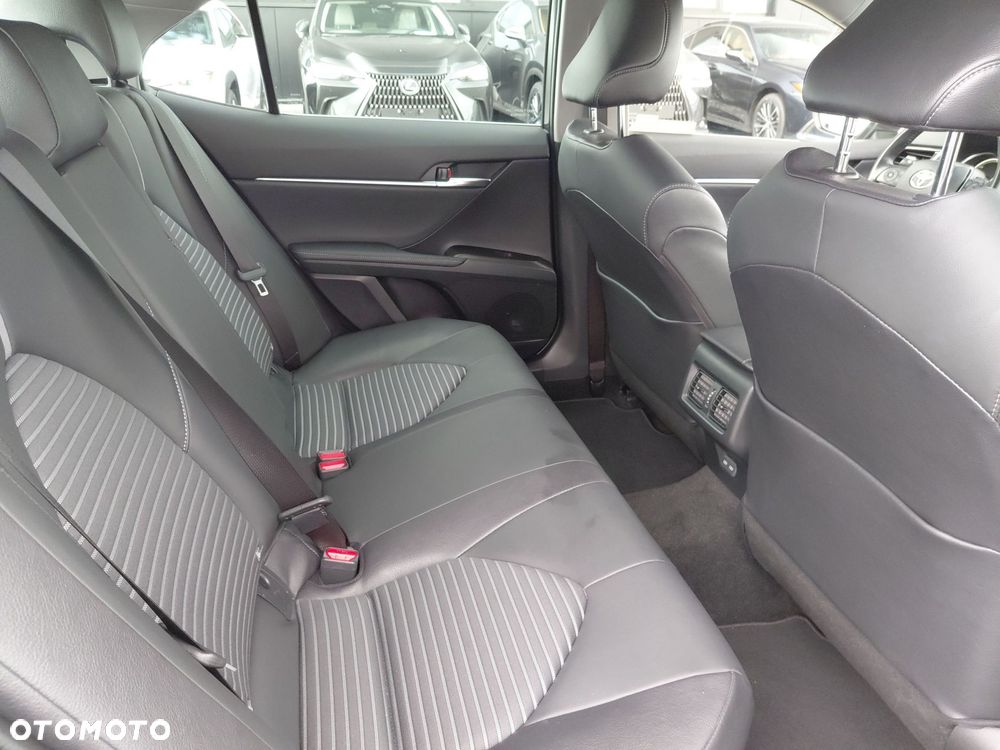 Toyota Camry 2.5 Hybrid Prestige CVT - 10