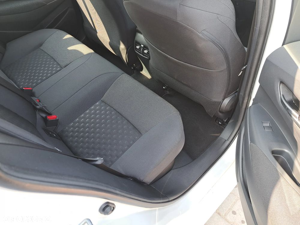 Toyota Corolla 1.8 Hybrid Comfort - 18