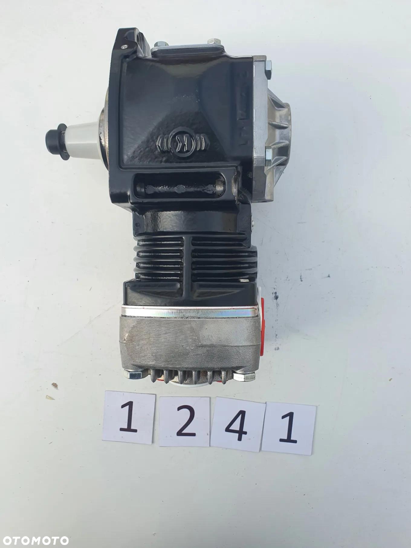 Sprężarka Powietrza Kompresor Knorr-Bremse K007388 ACX69D Iveco - 3