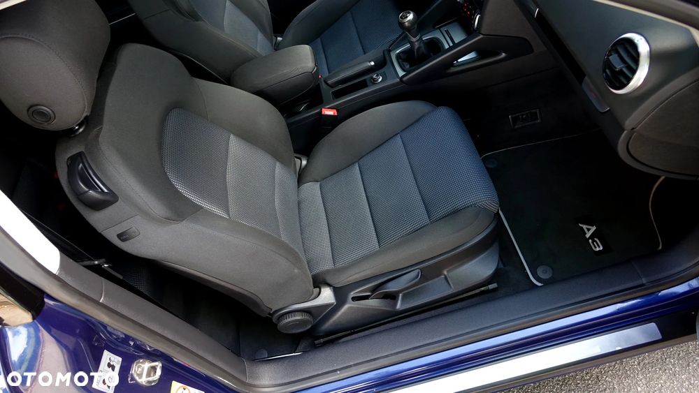 Audi A3 3-drzwiowe 1.4 TFSI Ambiente - 12