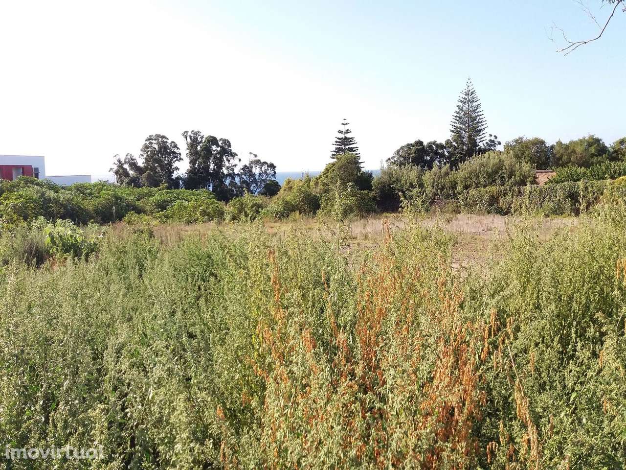 Terreno em zona urbana em Ponta Delgada - Grande imagem: 4/17