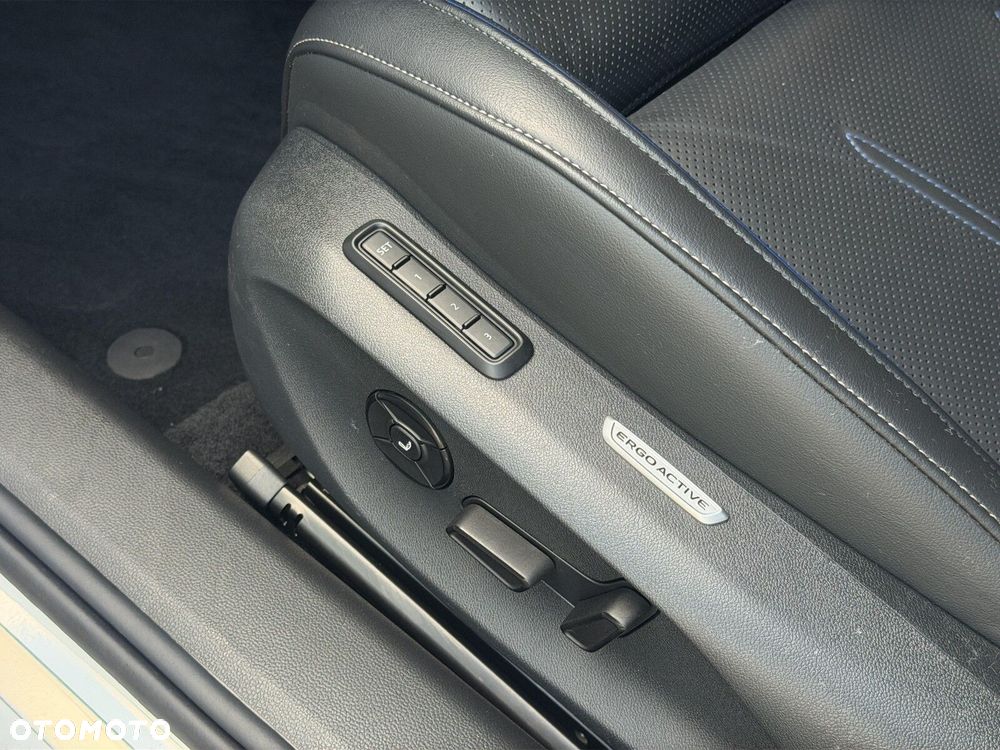 Volkswagen Passat Variant - 12