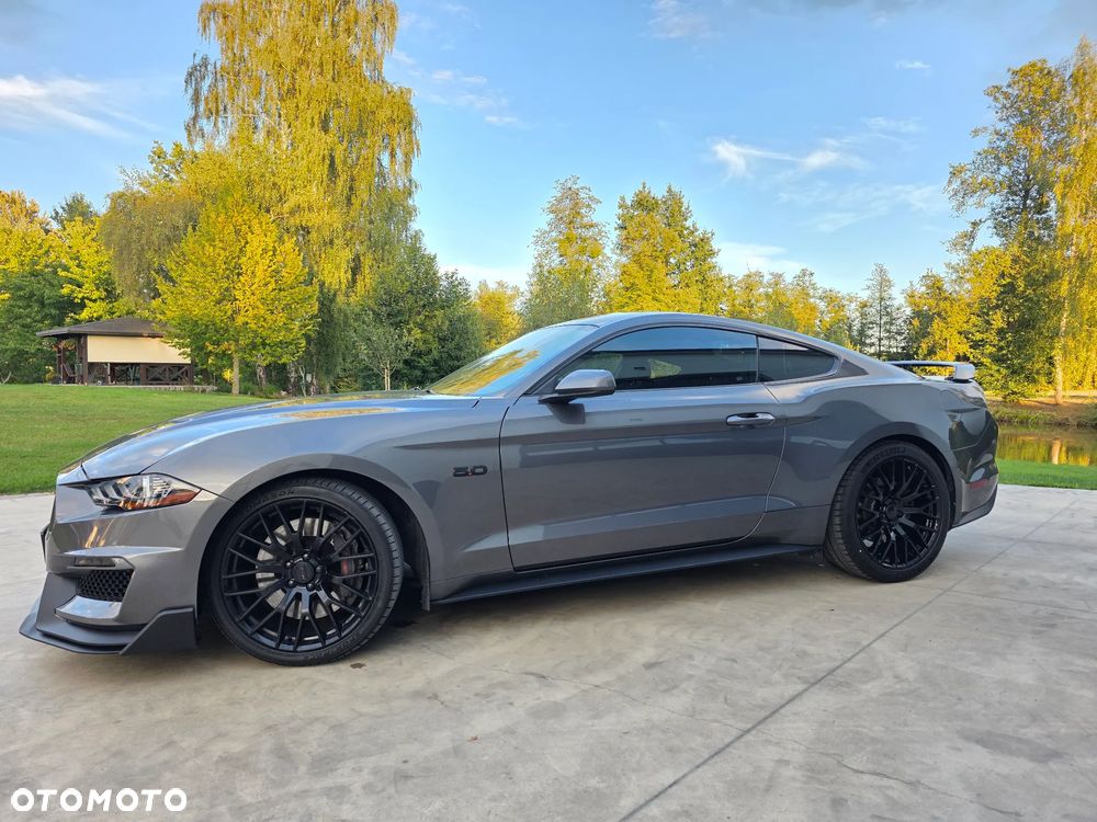 Ford Mustang - 16