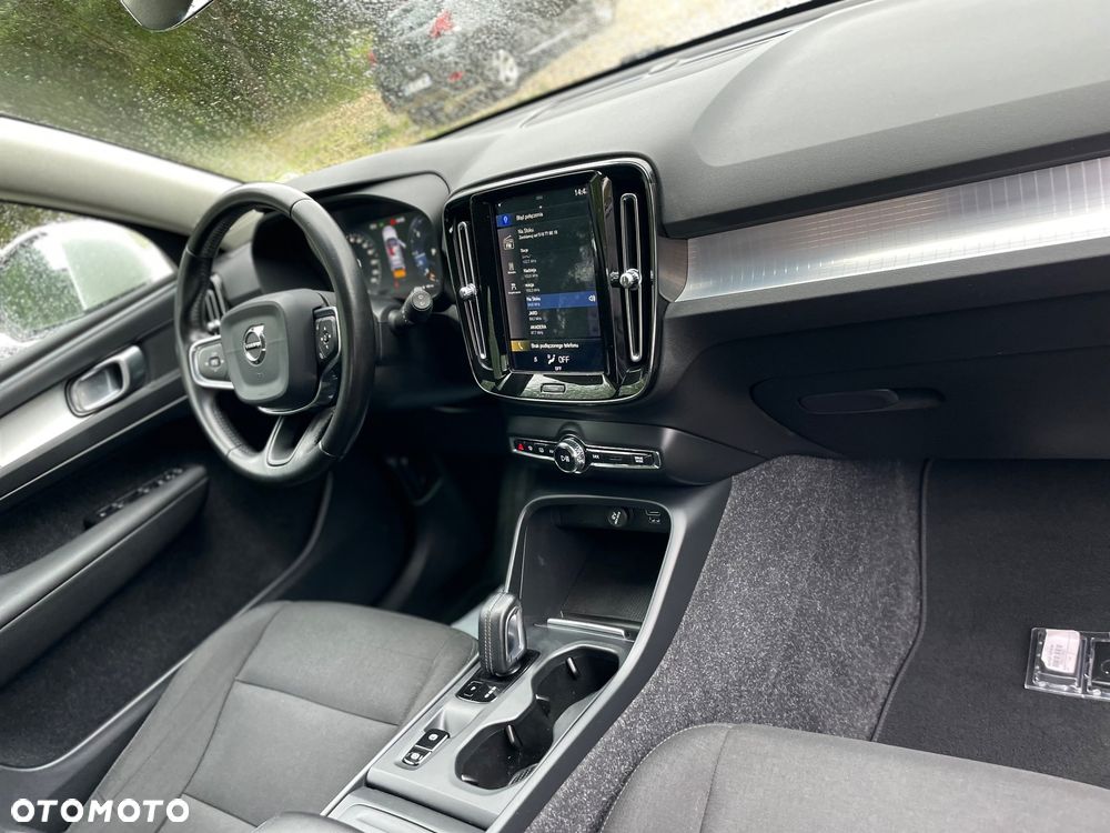 Volvo XC 40 D3 Momentum - 12