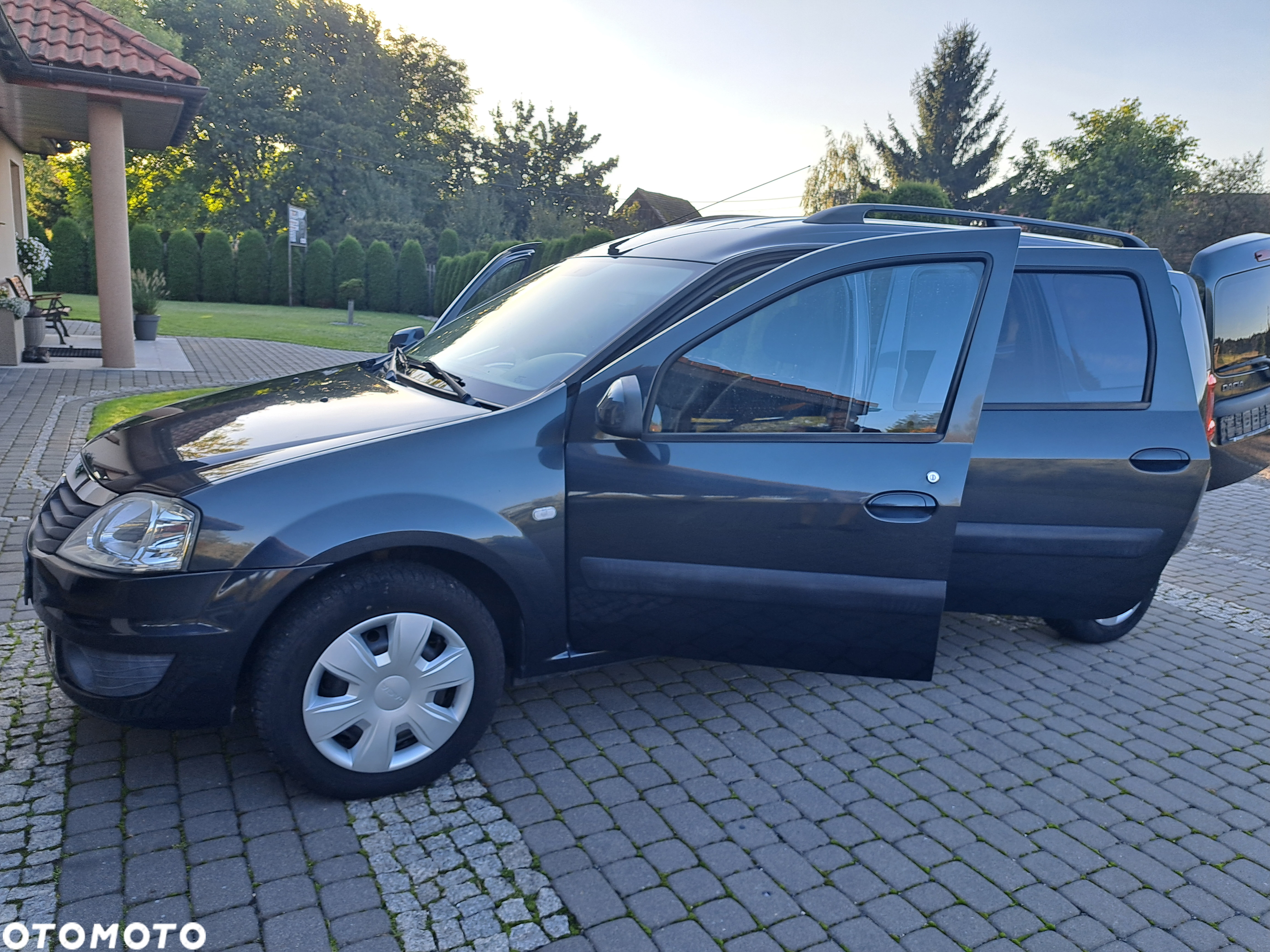Dacia Logan MCV 1.6 16V Laureate - 30