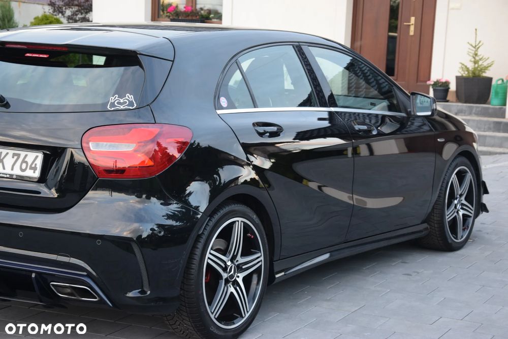Mercedes-Benz Klasa A 250 Sport 7G-DCT - 15