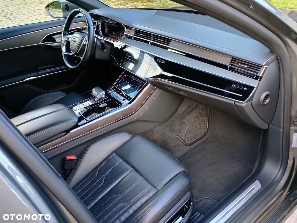 Audi A8 55 TFSI quattro tiptronic - 35