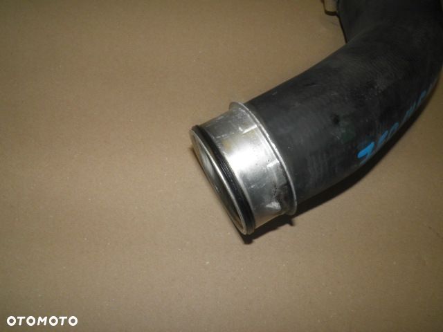 WĄŻ RURA INTERCOOLERA VW T5 2.0TDI 7E0145941 - 3